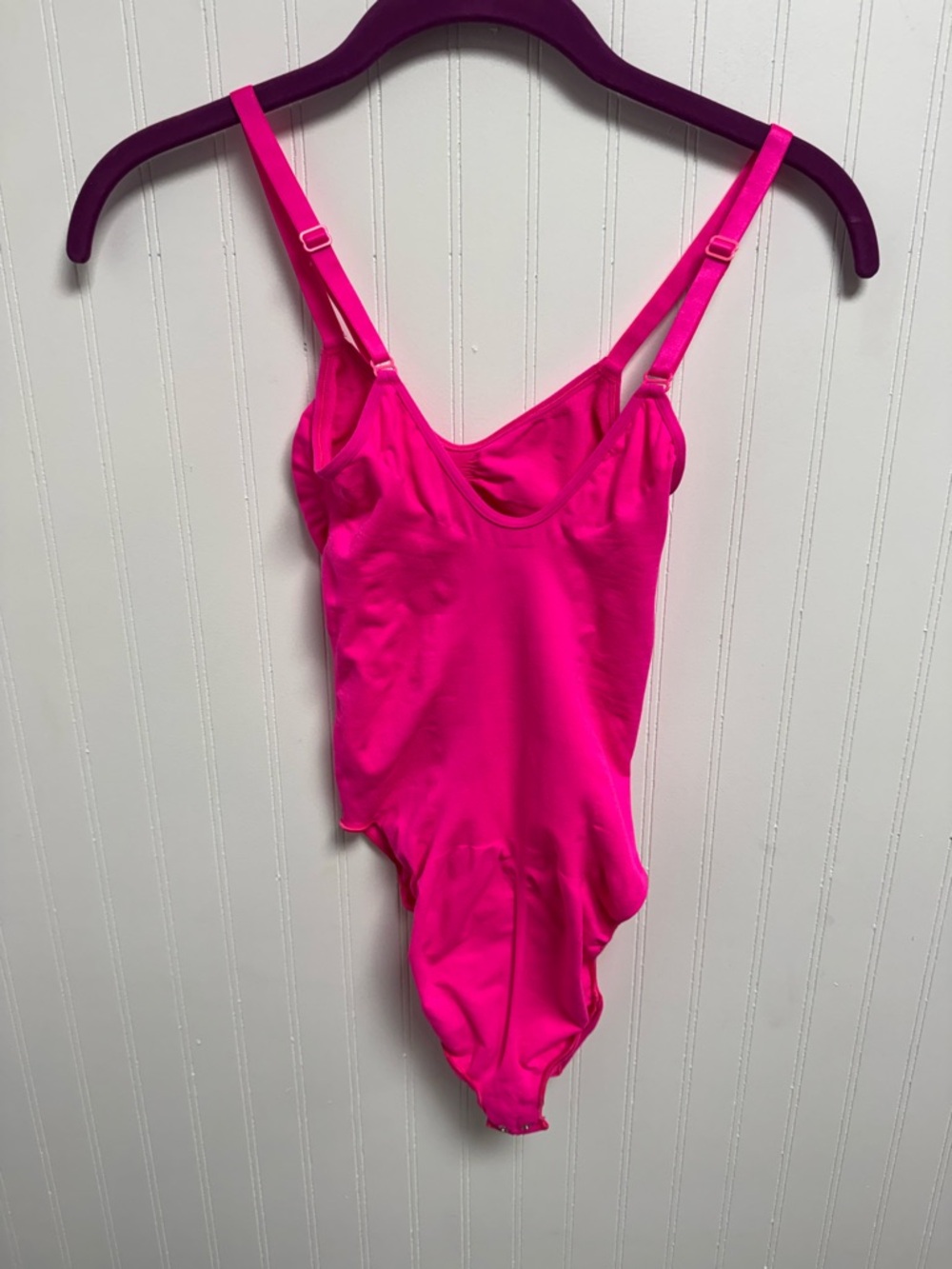 SKIMS Seamless Sculpt Brief Bodysuit - Picture 5 of 7